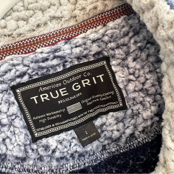 TRUE Grit The Original Frosty Tipped Pile 1/2 Zip Pullover in Blue - Picture 4 of 8